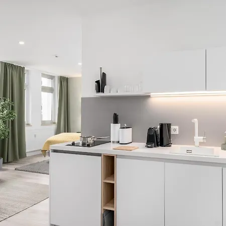 Hotel apartamentowy Bright Center 4*