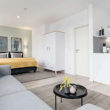 Bright Center Hotel apartamentowy 3*