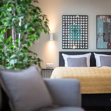 Hotel apartamentowy Bright Center