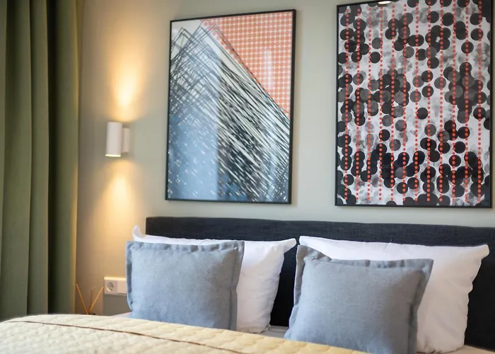 Hotel apartamentowy Bright Center 3*