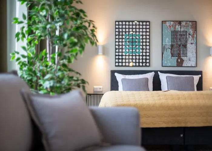 Aparthotel Bright Center